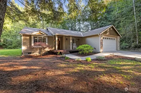 910 SW Berry Lake Rd, Port Orchard, WA 98367