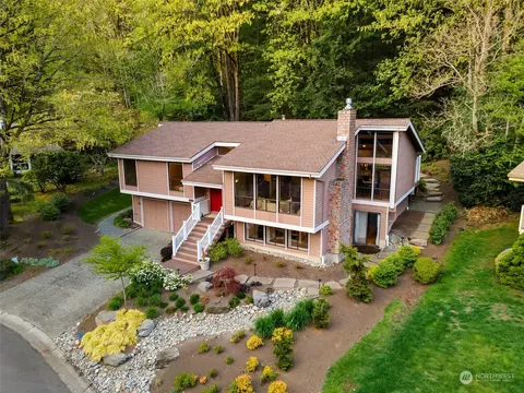 5606 140th Pl SE, Bellevue, WA 98006