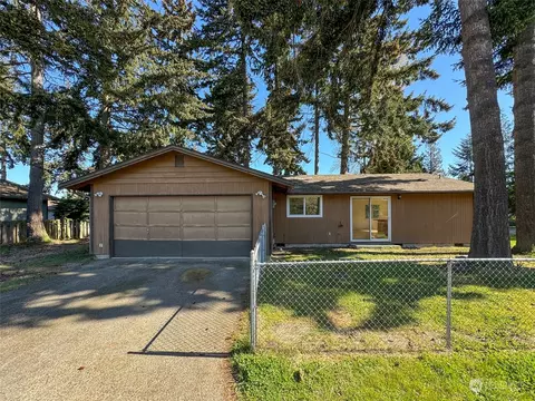 1710 S E St, Port Angeles, WA 98363