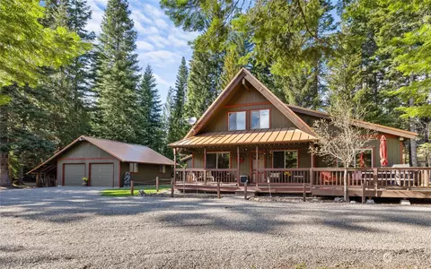 81 Norton Rd, Easton, WA 98925