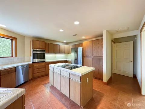 Kitchen - 972 Doe Run Rd, Sequim, WA 98382 photo 1 of 3