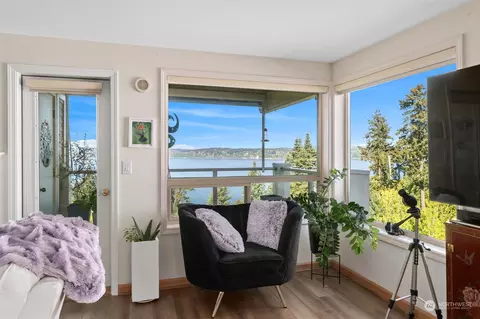 8260 53rd Ave W #401, Mukilteo, WA 98275