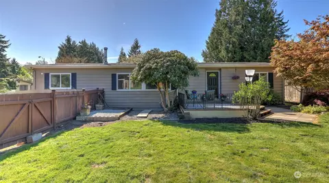 12829 158th Ave SE, Renton, WA 98059