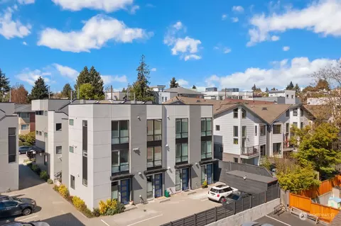 View/Area - 4210 Evanston Ave N #D, Seattle, WA 98103 photo 6 of 6