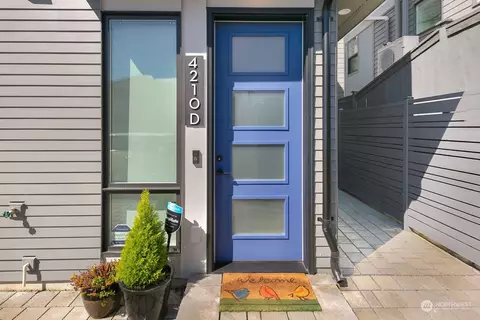 4210 Evanston Ave N #D, Seattle, WA 98103