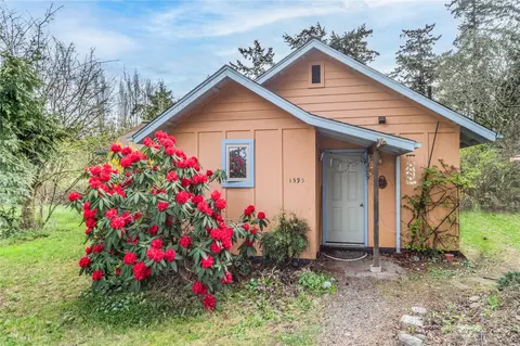 1393 30th St, Port Townsend, WA 98368