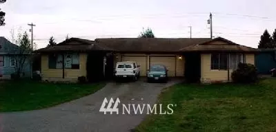 1014 Maple St, Everett, WA 98201 photo 1