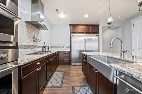 Kitchen - 217 Gipple St NE, Orting, WA 98360 photo 3 of 5
