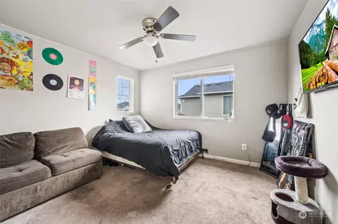 Bedroom - 217 Gipple St NE, Orting, WA 98360 photo 10 of 10