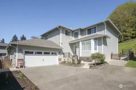 21513 12th Ave W, Lynnwood, WA 98036