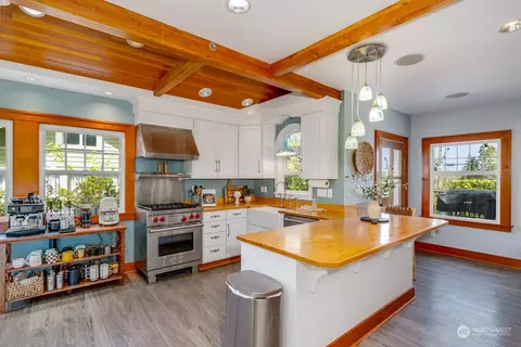 Kitchen - 1019 Colby Ave, Everett, WA 98201 photo 2 of 2