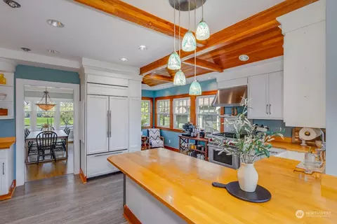 Dining - 1019 Colby Ave, Everett, WA 98201 photo 2 of 3
