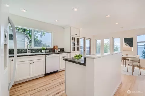 Kitchen - 12331 Possession Ln, Edmonds, WA 98026 photo 1 of 5