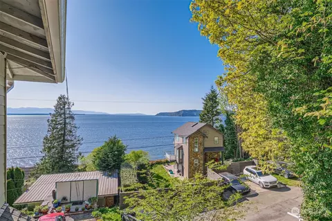 View/Area - 12331 Possession Ln, Edmonds, WA 98026 photo 2 of 2