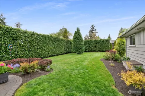 Exterior - 23532 1st Pl W, Bothell, WA 98021 photo 4 of 11