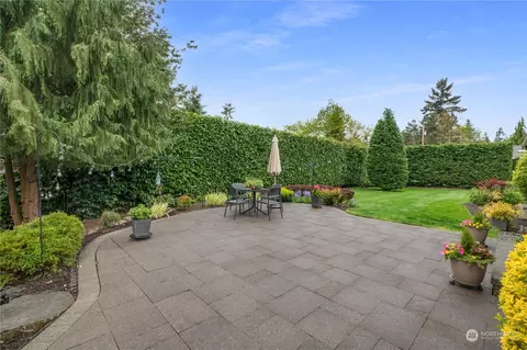 Exterior - 23532 1st Pl W, Bothell, WA 98021 photo 3 of 11
