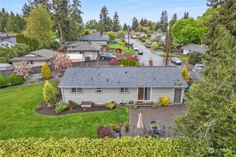 View/Area - 23532 1st Pl W, Bothell, WA 98021 photo 1 of 2