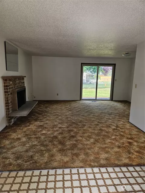 Living - 16616 17th Ave E, Spanaway, WA 98387 photo 1 of 2