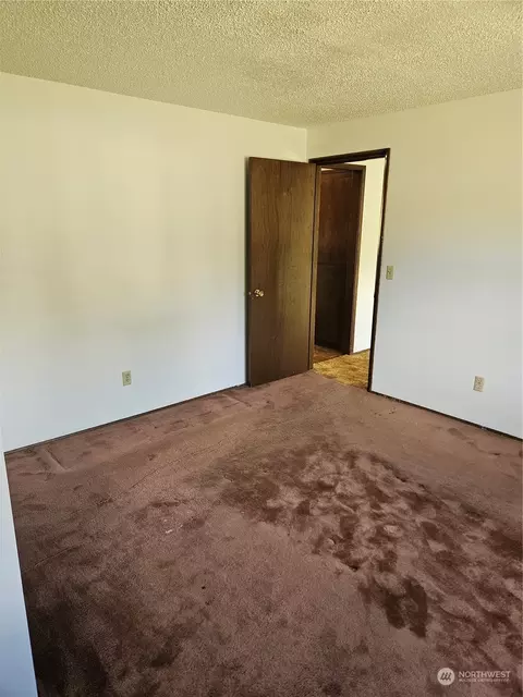 Bedroom - 16616 17th Ave E, Spanaway, WA 98387 photo 1 of 3