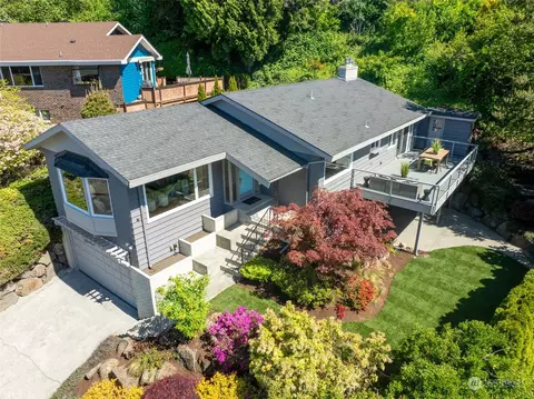 8746 Fauntlee Crst SW, Seattle, WA 98136