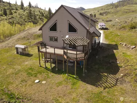 4 Eighme Rd, Oroville, WA 98844