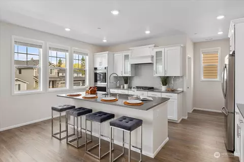 Kitchen - 23317 41st Dr SE, Bothell, WA 98021 photo 4 of 5
