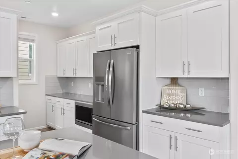Kitchen - 23317 41st Dr SE, Bothell, WA 98021 photo 5 of 5
