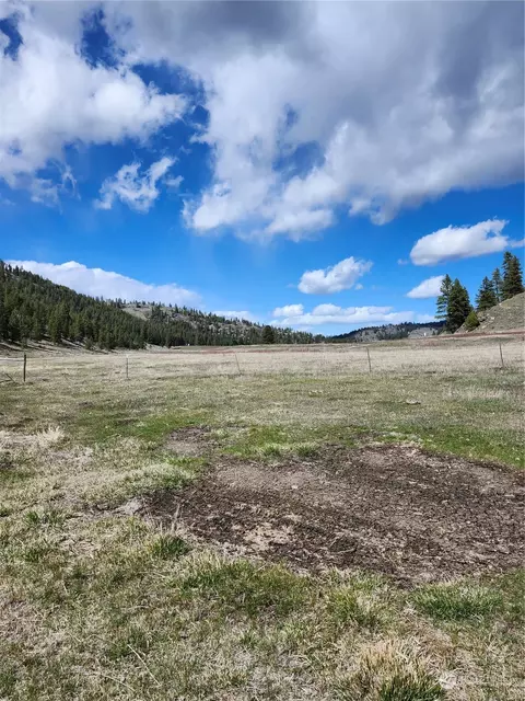 17 Dry Gulch Rd, Tonasket, WA 98855