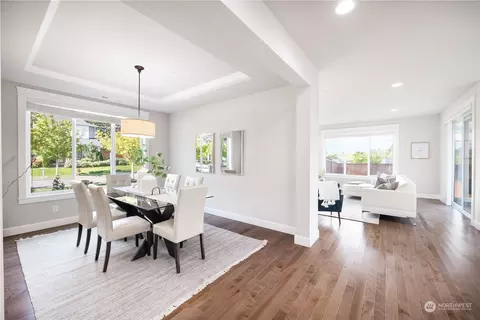Dining - 234 239th St SE, Bothell, WA 98021 photo 3 of 3