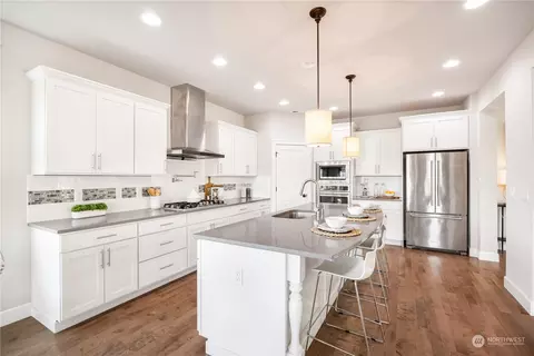 Kitchen - 234 239th St SE, Bothell, WA 98021 photo 2 of 5