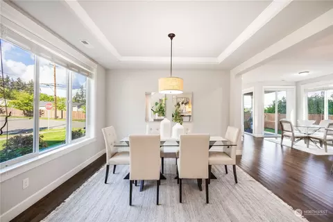 Dining - 234 239th St SE, Bothell, WA 98021 photo 2 of 3