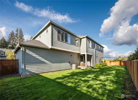 Exterior - 234 239th St SE, Bothell, WA 98021 photo 4 of 5