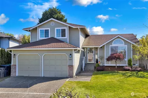 10920 53rd Ave W, Mukilteo, WA 98275