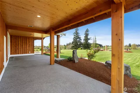 Exterior - 20514 SE 424th St, Enumclaw, WA 98022 photo 5 of 10