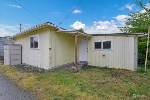 Exterior - 1217 Orting Kapowsin Hwy E, Orting, WA 98360 photo 2 of 2
