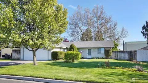 410 E Olympia St, Othello, WA 99344