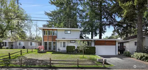 2121 170th Ave NE, Bellevue, WA 98008