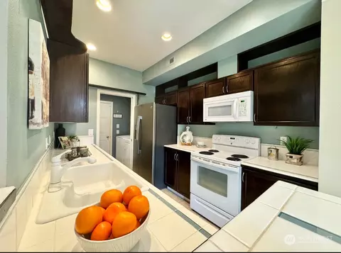 Kitchen - 18930 Bothell Everett Hwy #N104, Bothell, WA 98012 photo 2 of 2
