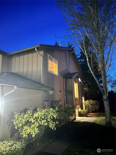 Exterior - 18930 Bothell Everett Hwy #N104, Bothell, WA 98012 photo 1 of 1