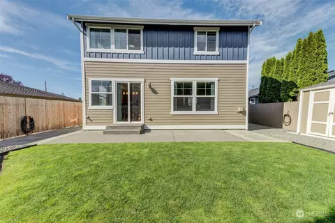 Exterior - 2016 Neilsen Ave, Enumclaw, WA 98022 photo 8 of 10
