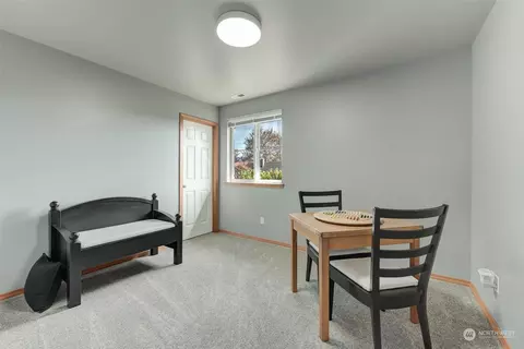 Bedroom - 2016 Neilsen Ave, Enumclaw, WA 98022 photo 2 of 5