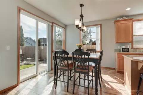 Dining - 2016 Neilsen Ave, Enumclaw, WA 98022 photo 1 of 2
