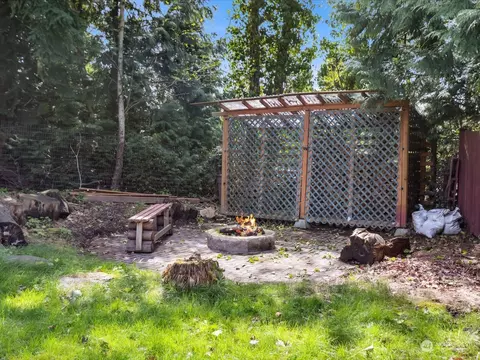 Exterior - 504 75th Pl SW, Everett, WA 98203 photo 12 of 12