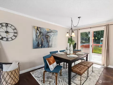 Dining - 504 75th Pl SW, Everett, WA 98203 photo 1 of 3