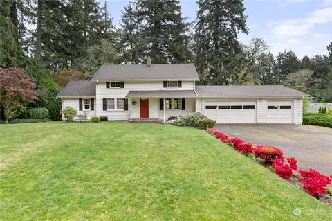 12101 Nyanza Rd SW, Lakewood, WA 98499