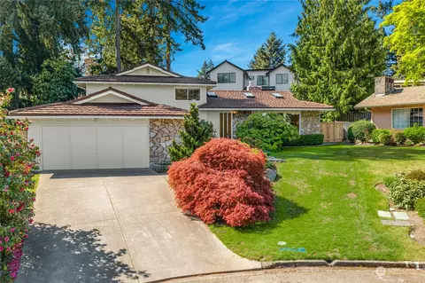 12619 SE 51st Pl, Bellevue, WA 98006