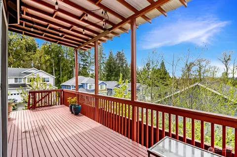 Exterior - 23018 42nd Dr SE, Bothell, WA 98021 photo 4 of 6