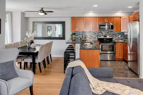 2209 E James St, Seattle, WA 98122 photo 9