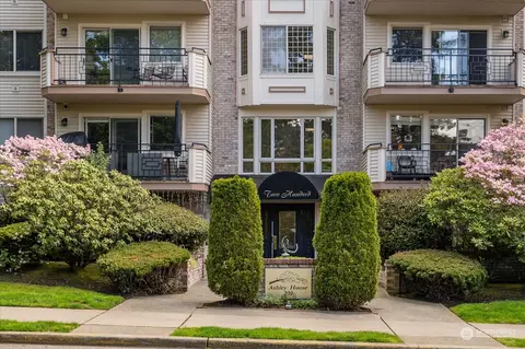 200 99th Ave NE #44, Bellevue, WA 98004
