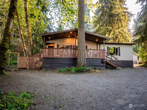 7615 Fair Oaks Rd SE, Olympia, WA 98513